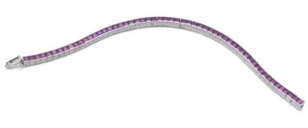 Rubin Armband
L. 18,5 cm / B. 4,2 mm

750/000 Weiß