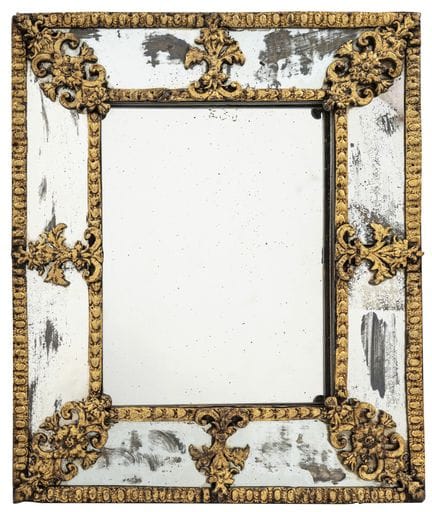小镜子
瑞典，18世纪初，仿布尔哈德·普雷希特风格

36.5 × 31 厘米

中央镜面镶嵌于玻璃
