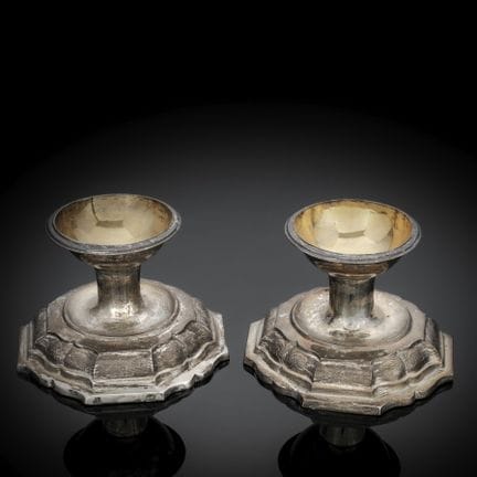 Paire de salièrs
Straubing, vers 1720

9,5 x 6,3 c
