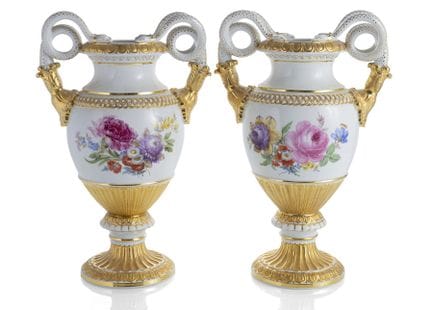 Deux vases à anses en forme de serpent
Meissen, av