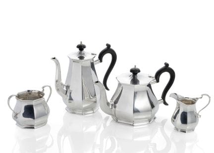Service à café et à thé en argent
Sheffield, 1978
