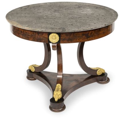 Table de salon de style Empire
Jean-Joseph Chapuis