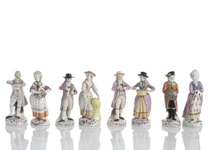 四季系列中的八幅成对雕像
林巴赫，约 1780 年

高 13.5-14.5 厘米

春、夏、秋、冬