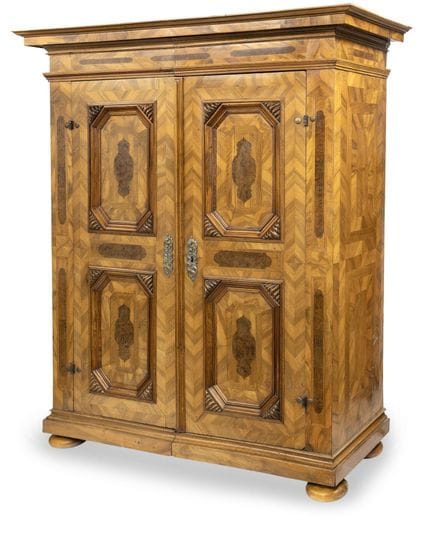 Armoire de salon de style baroque
Allemagne, XVIII