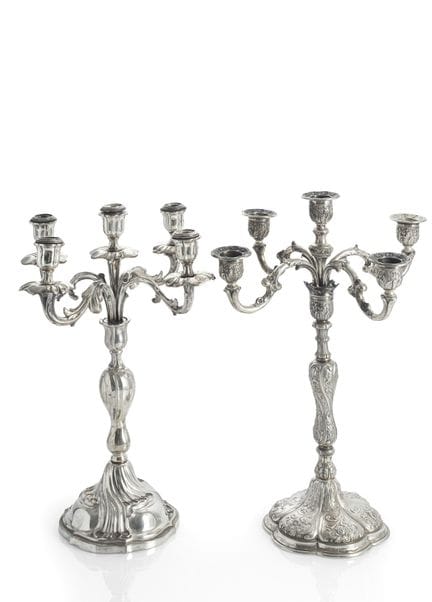 Deux girandoles en argent
XXe siècle

H. 45/46 cm
