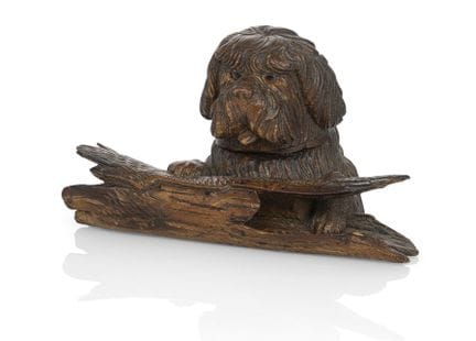 Tabatière en forme de chien
vers 1900

H. 16 / L. 