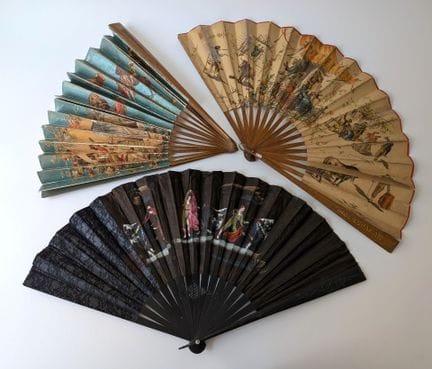 A set of three fans consisting of: 
- A folding fa