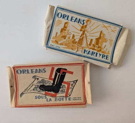 Dos paquetes de postales: «Orléans Martyre» y «Orl