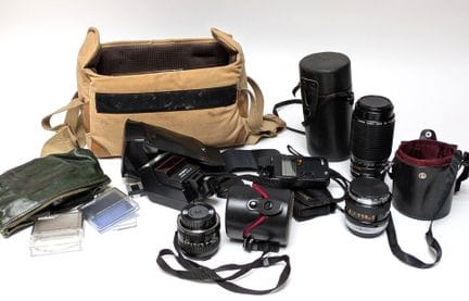 Lote de fotografía compuesto por: 
- 2 cuerpos de 