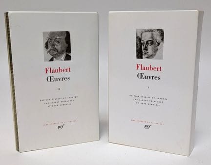 FLAUBERT.
«Obras», tomos I y II. 
En sus estuches.