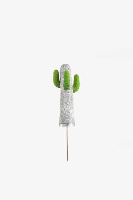 MELLO FRANCO
Gênes, 1945
Poids : 8,1 g
5 cm
Broche
