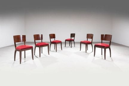 FABRICATION ITALIENNE
Six chaises
Structure en boi