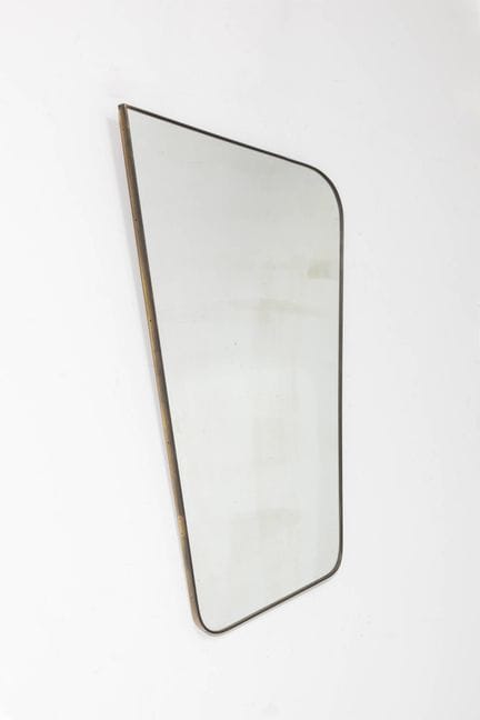 FABRICATION ITALIENNE
Miroir mural
Cadre en laiton