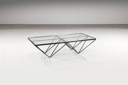 PIVA PAOLO, dans le style
Table basse
Structure en