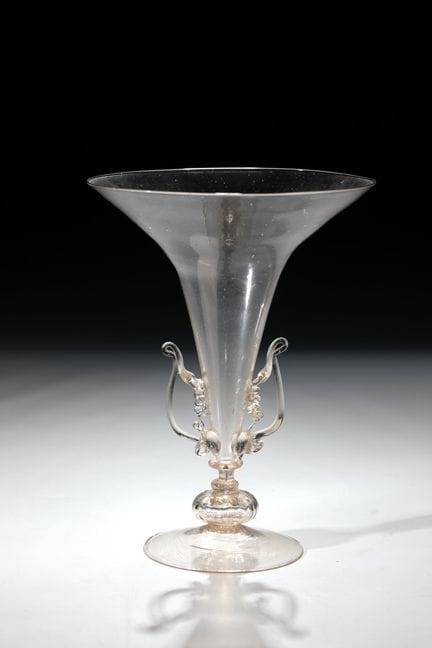 Verre « Wing » de Venise, 16e et 17e siècles. Verr