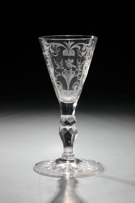 Coupe
Gobelet allemand, XVIIIe siècle. Verre incol