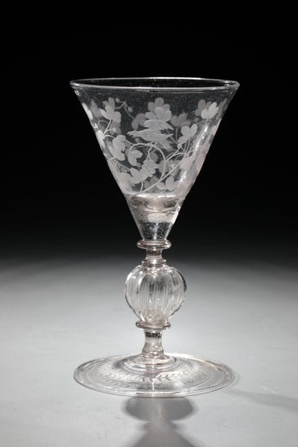 Coupe en entonnoir
Coupe en entonnoir de Bohême, X