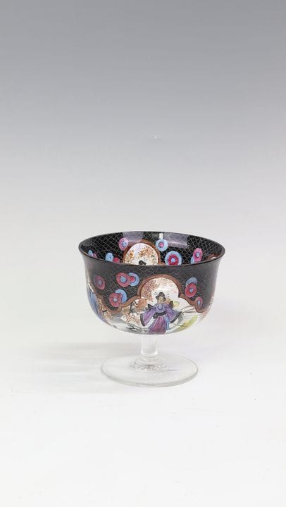 Bol à pieds avec motifs de chinoiserie
Bol de tabl