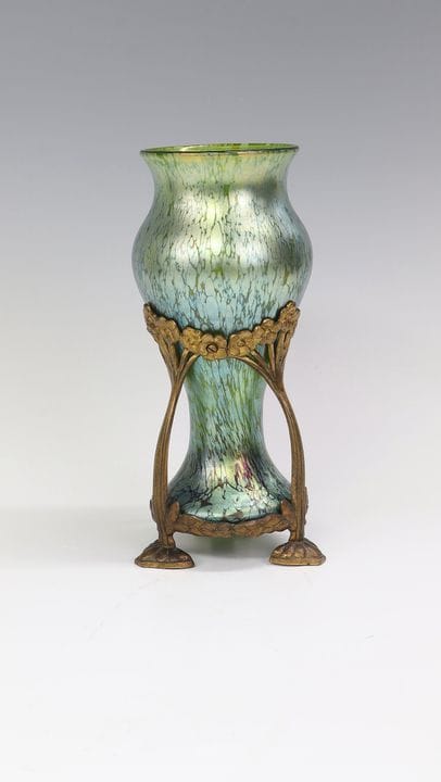 Vase « Creta Papillon » avec monture
Vase « Creta 