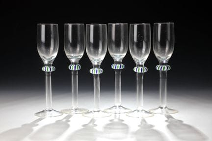 Lot de six flûtes à champagne
Lot de six flûtes à 