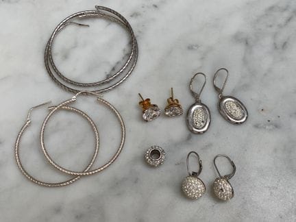 LOTE DE PLATA 925°/oo
Tres pares de pendientes ado