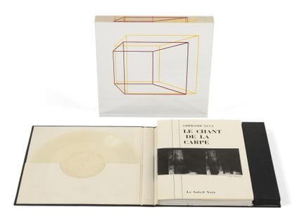 格赫拉西姆·卢卡。《鲤鱼之歌》。巴黎，黑太阳出版社，1973年，12开本，软皮精装，带翻盖书衣，附书