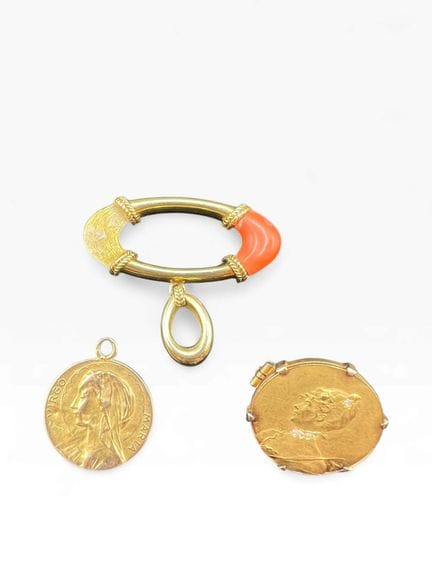 Conjunto de oro amarillo de 18 quilates (750 milés