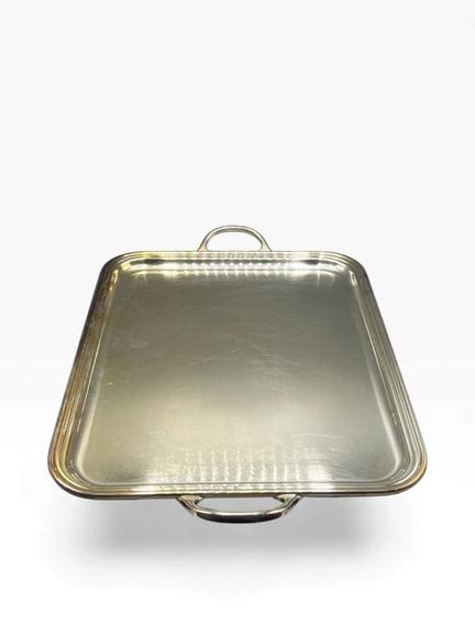 Bandeja de metal plateado de la marca MEURGE
36,5 