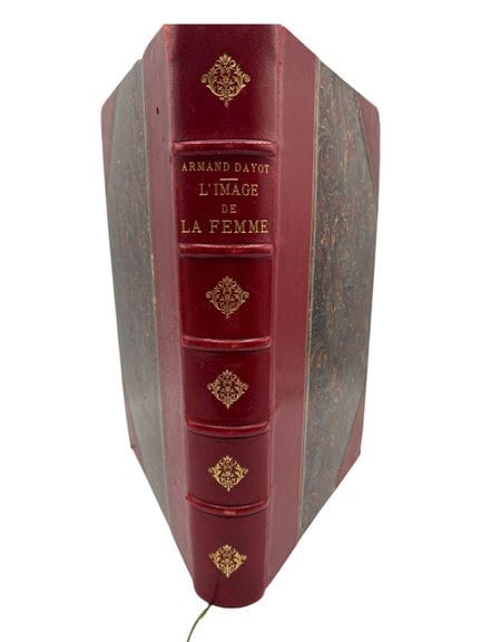 DAYOT（阿曼德）。《女性形象》。巴黎，阿歇特出版社，1899年，精装大开本（in-4），半皮装帧