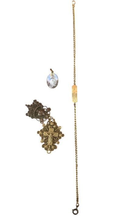 Conjunto de joyas de oro amarillo de 18 quilates (