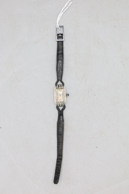 DENIS
Reloj de pulsera para mujer en oro blanco de