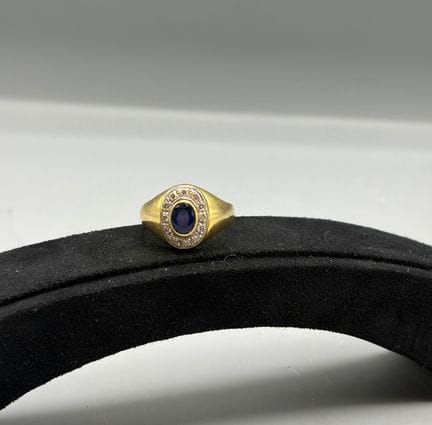 Anillo de oro amarillo de 18 quilates (750 milésim