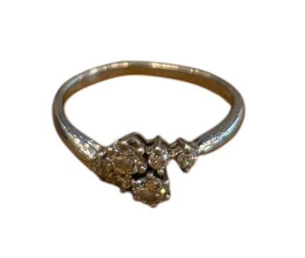 Anillo de oro blanco de 18 quilates (750 milésimas