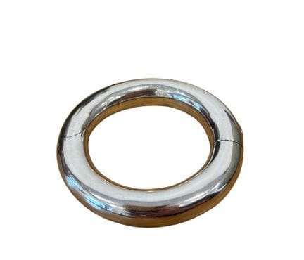 Pulsera de plata (925 milésimas).
Diámetro: 5,5 cm
