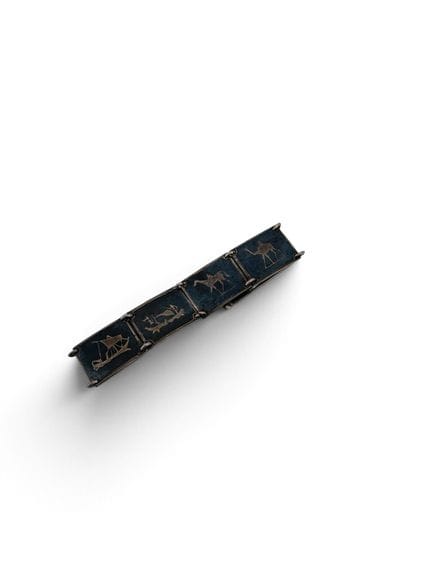 800千分之一纯银铰接式手链，饰有帆船图案。
重量：35 克
ACDC