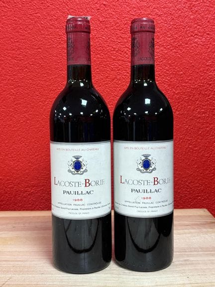 Deux bouteilles de LACOSTE-BORIE Pauilliac 1988