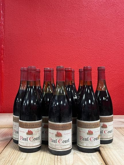 Douze bouteilles Aloxe-Corton, Paul Court négocian