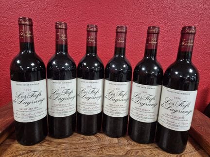 Six bouteilles de Les Fiefs de Lagrange Saint Juli