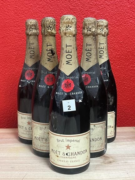 Seis botellas de Moët &amp; Chandon Brut Impérial
