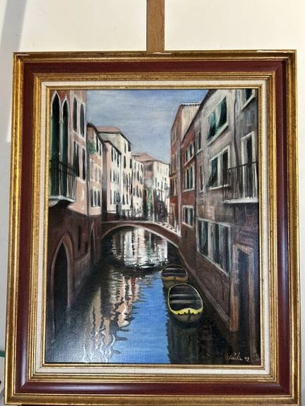 Vue de Venise (XXe)
Huile sur toile 
Signé en bas 