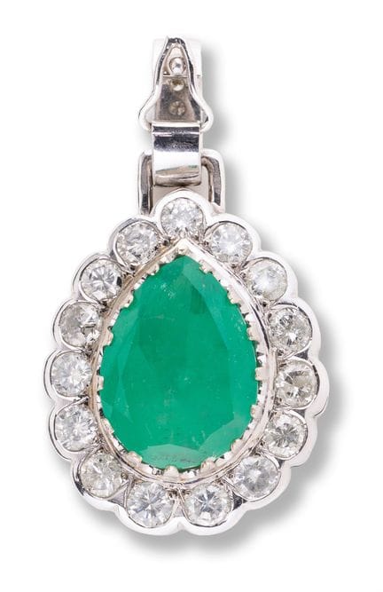Emerald pendant
2nd half 20th century
14k white go