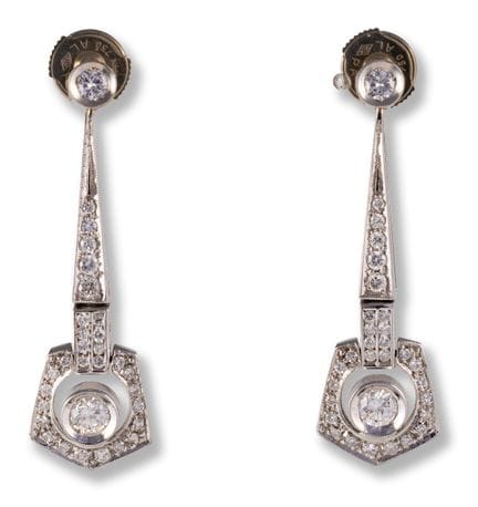 Diamond earrings
2nd half 20th century
18k white g