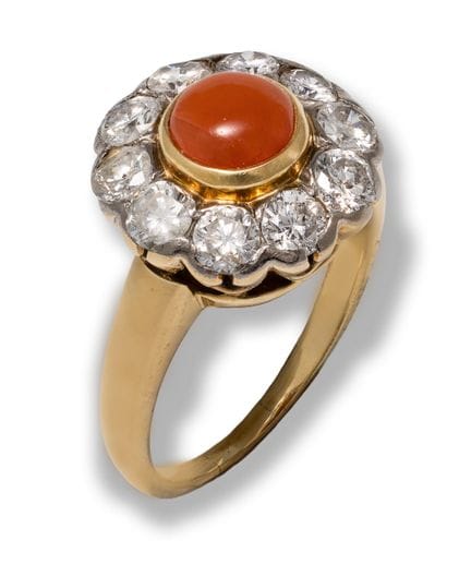 Coral ring
2nd half 20th century
silver on 14k gol