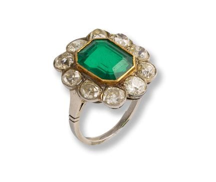 Ring
1st half 20th century
14k white and yellow go