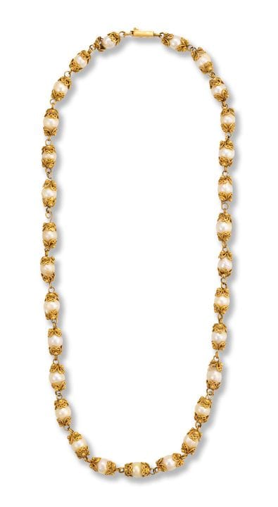 Pearl necklace
c. 1900
14k gold, cultured pearls w