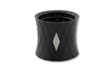 Roberto Demeglio

Roberto Demeglio
Bangle
early 21