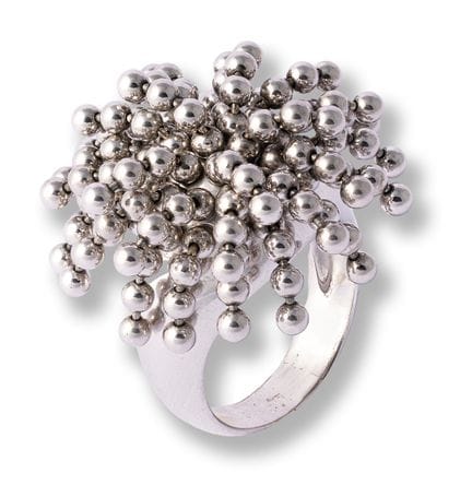 wohl Cartier

probably Cartier
Ring "Nouvelle Vagu