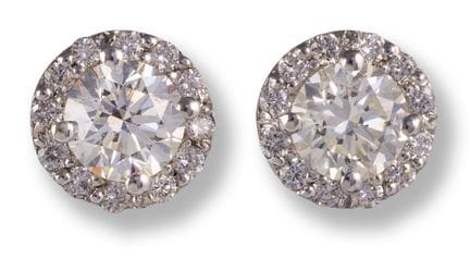 Diamond ear studs
21st century
18k white gold, 2 b