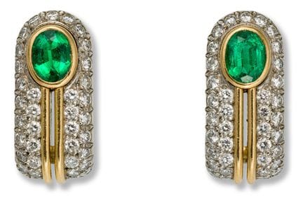 Emerald ear clips
2nd half 20th century
18k white 