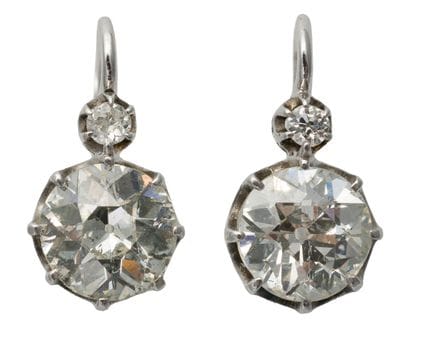Diamond earrings
1st half 20th century
18k white g